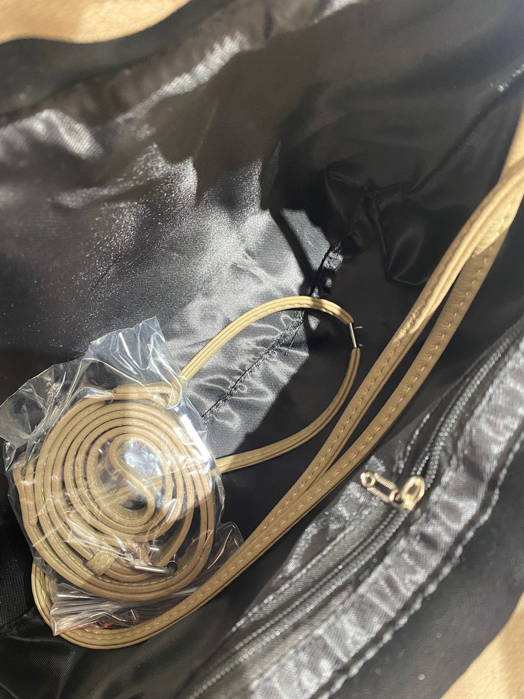 شنتة جلد رسمية