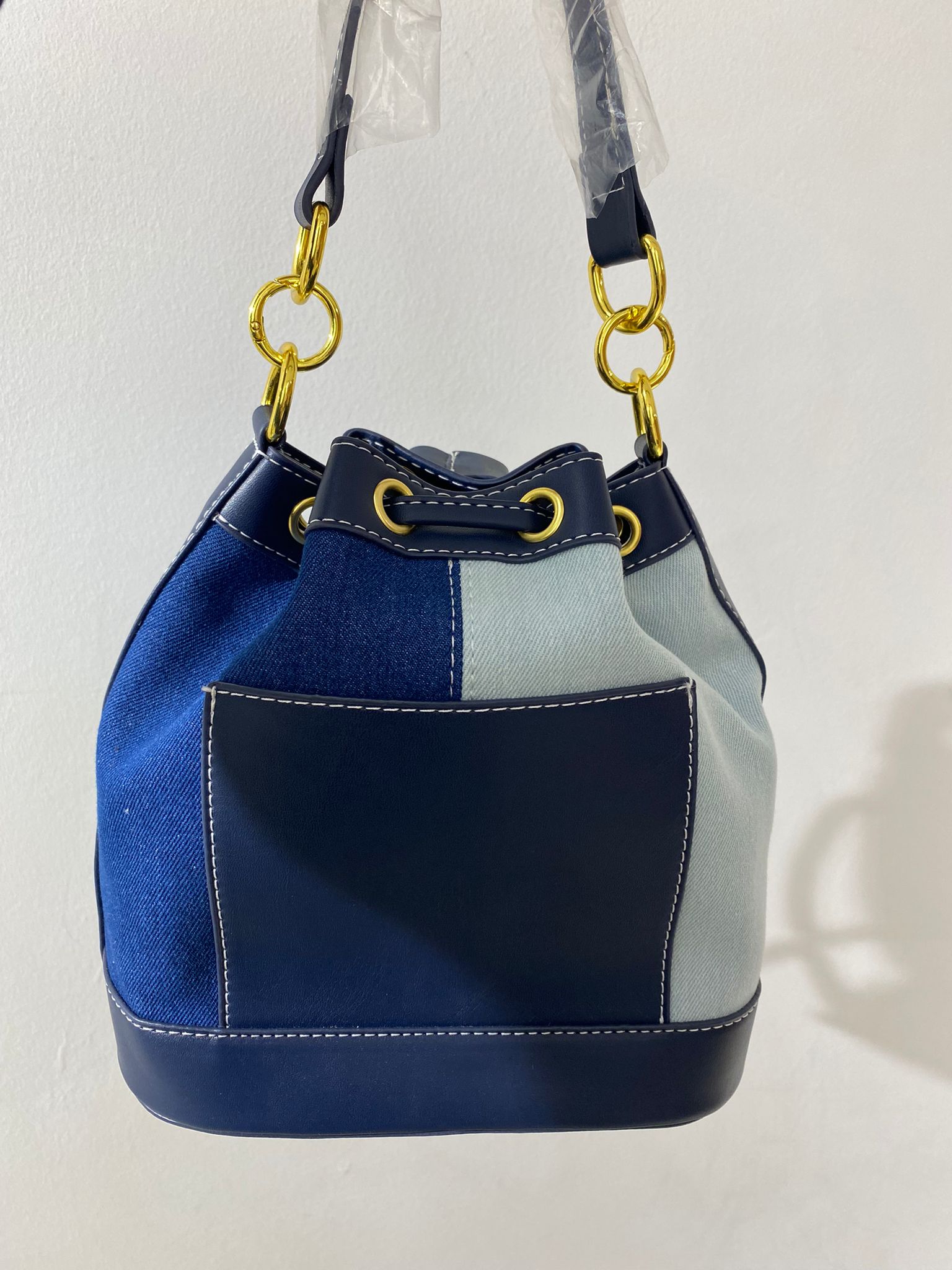 شنتة كروس جينز