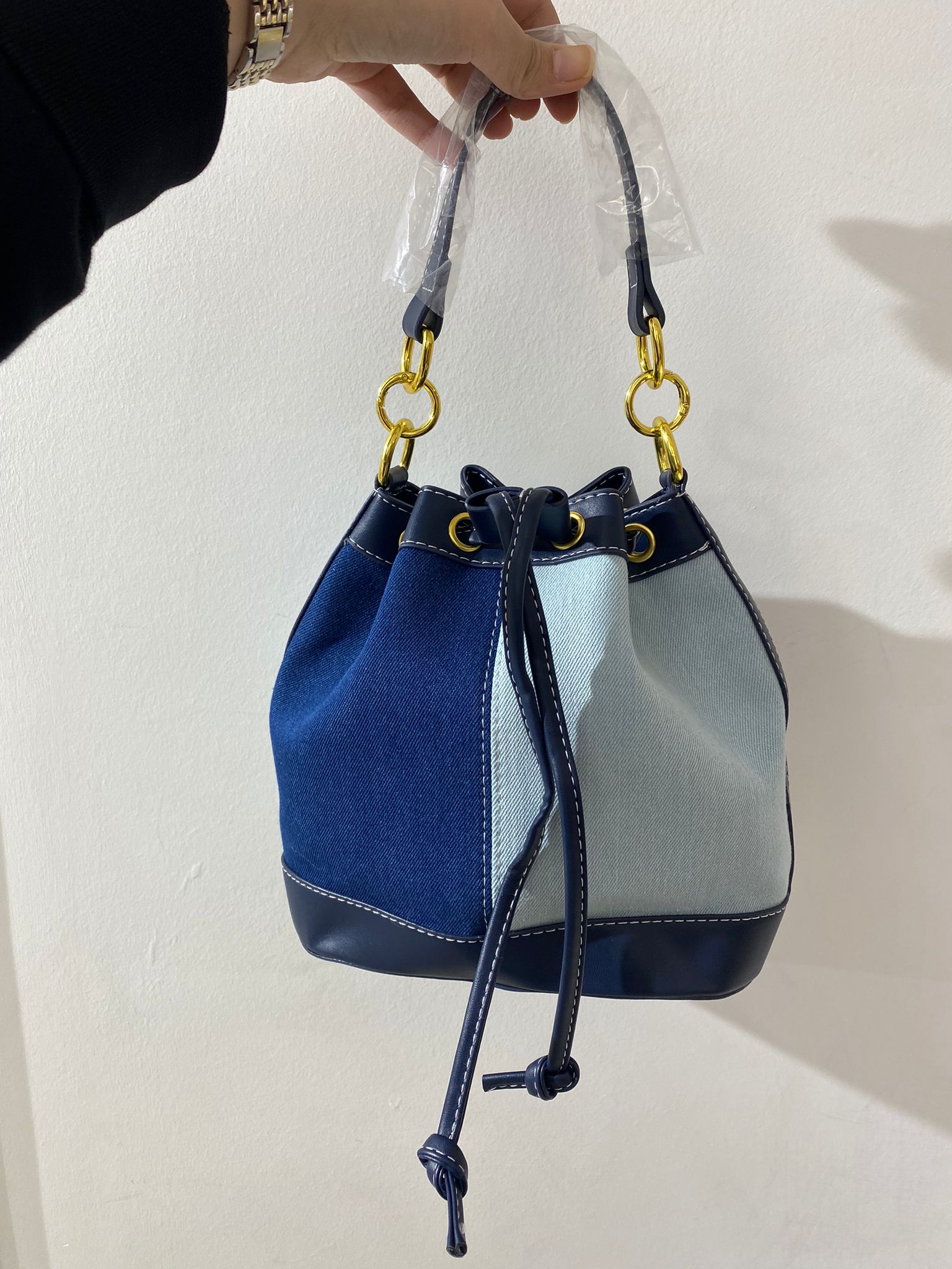 شنتة كروس جينز