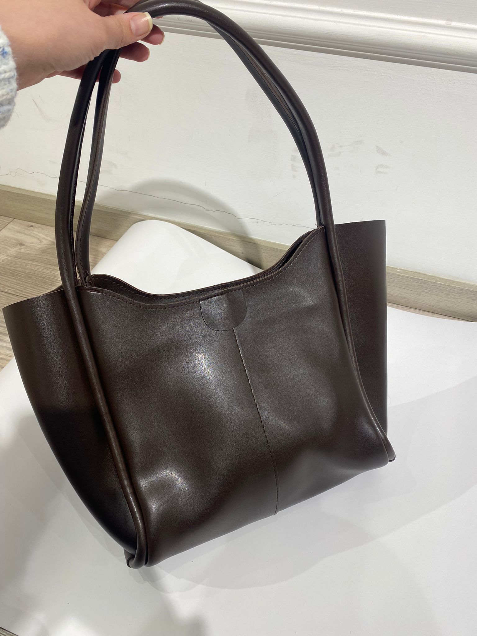 شنتة جلد حجم كبير