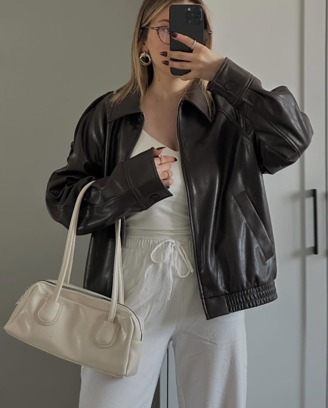 شنتة كتف جلد حجم صغير