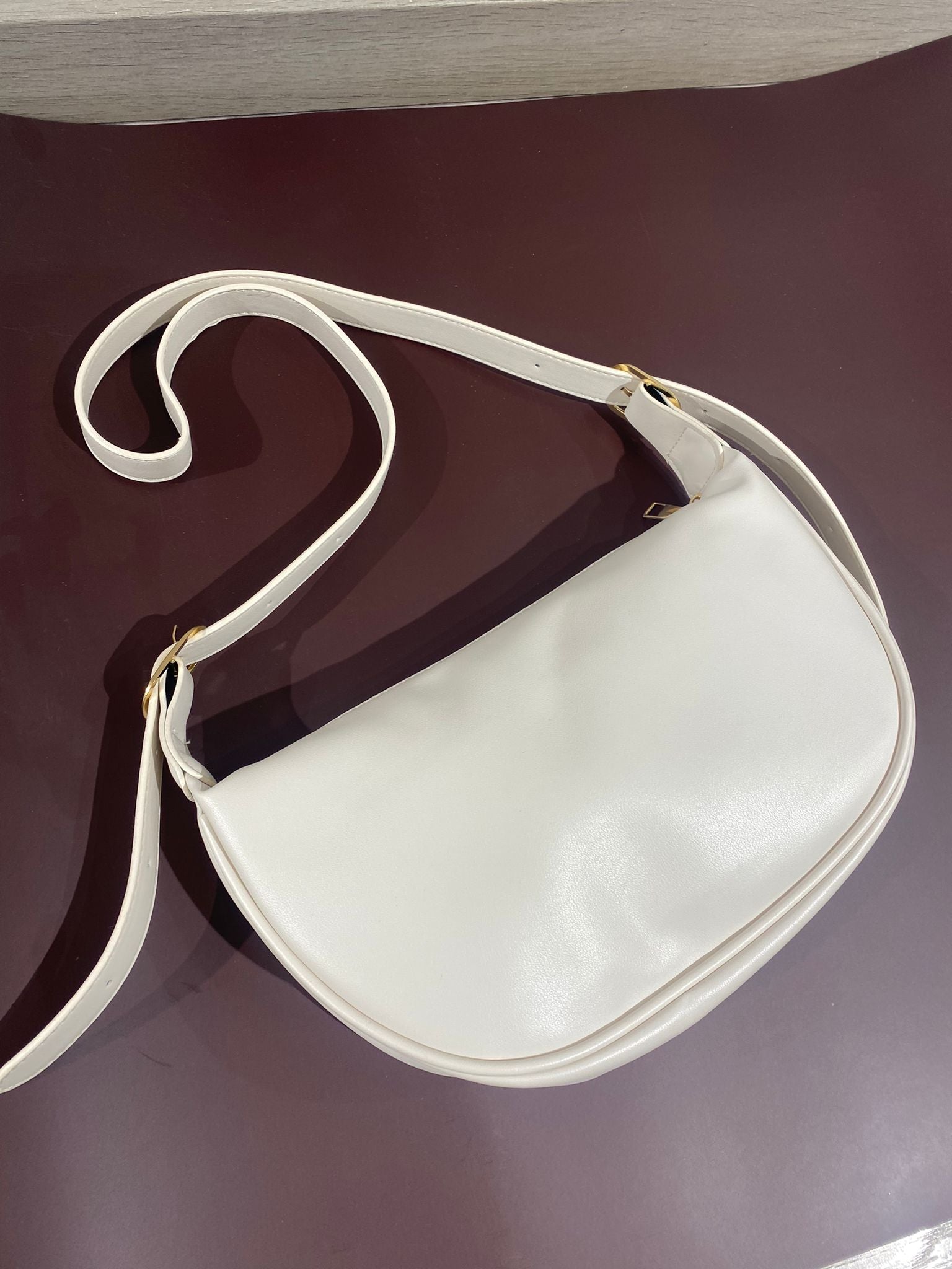 شنتة جلد كروس او كتف