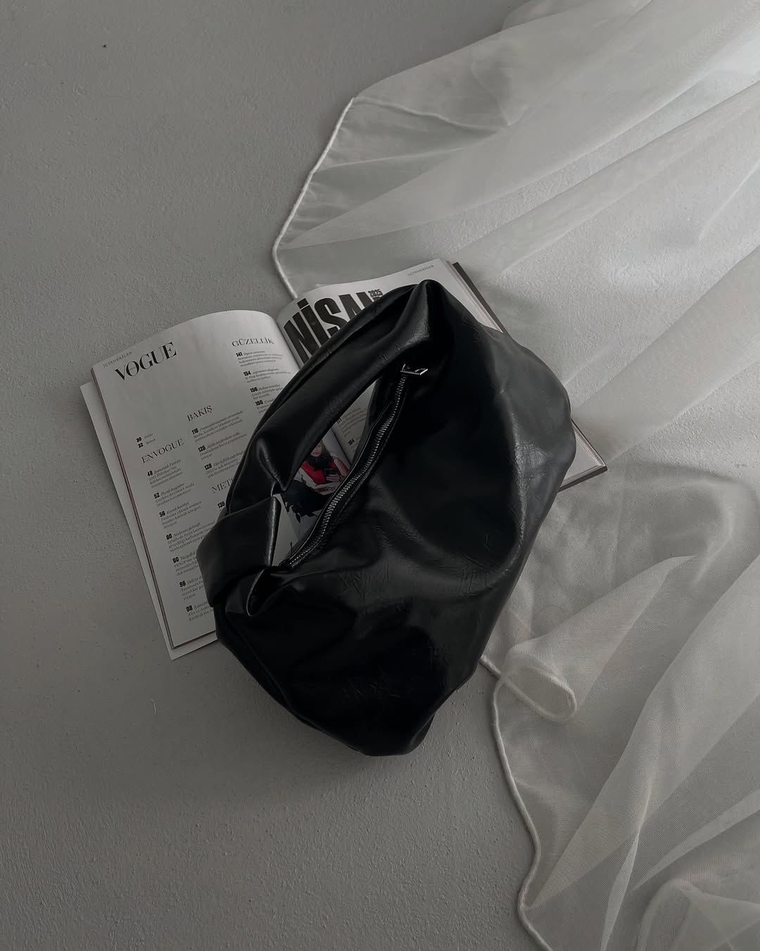 شنتة جلد طري حجم صغير