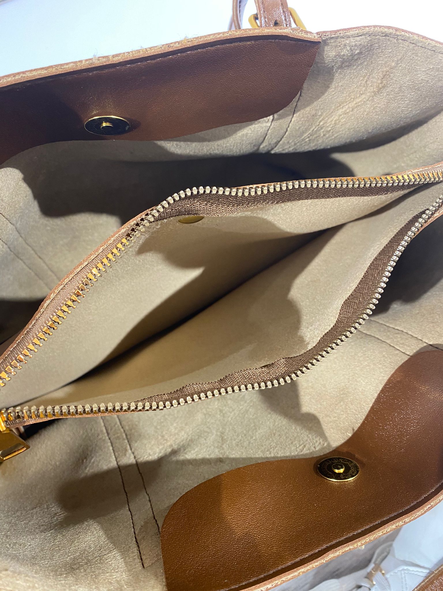 شنتة كتف مقسمة ٣ دفات