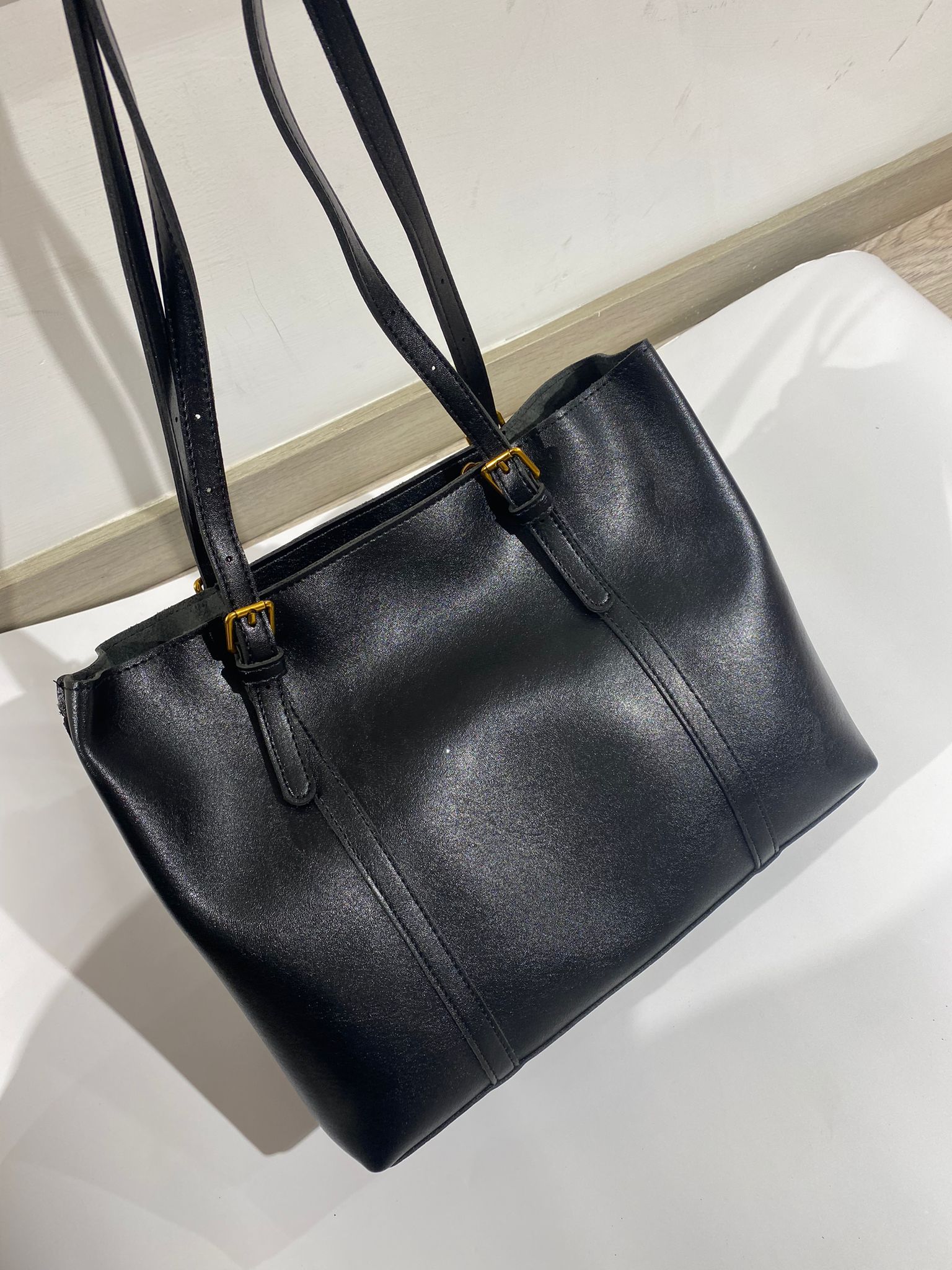 شنتة كتف مقسمة ٣ دفات