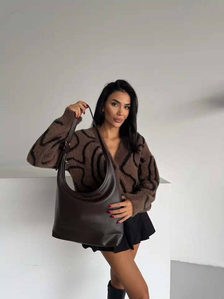 شنتة كتف بحزام بتصغر وبتكبر