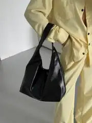 شنتة كتف جلد طري