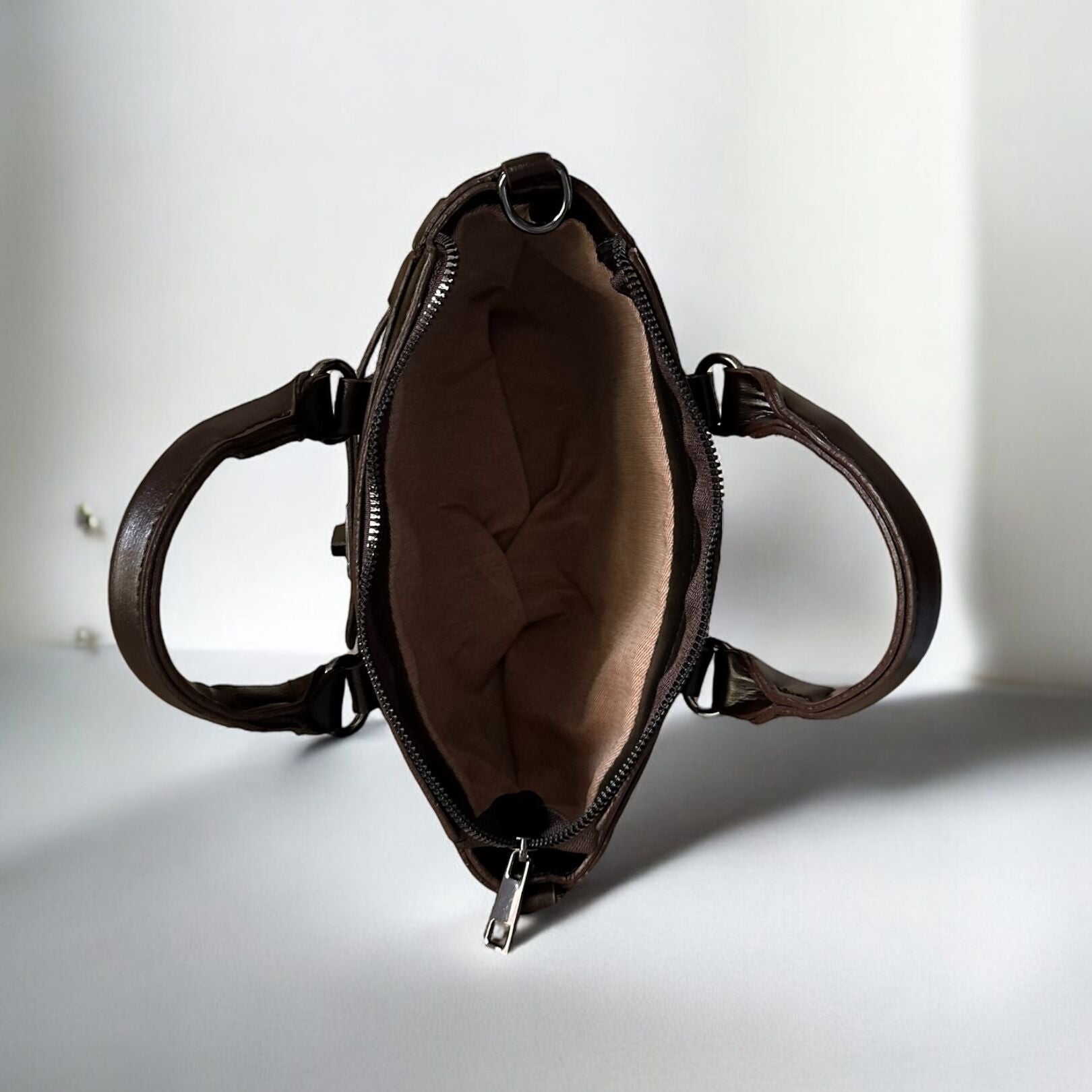 شنتة جلد كروس